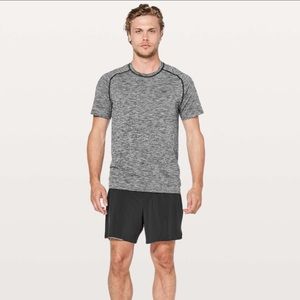 Black Lululemon Surge Short 6” S